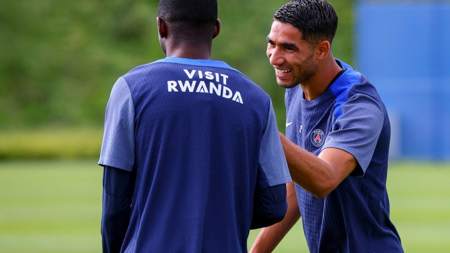 芒果官方入口 -欧超杯倒计时，多特蒙德国际比赛日扳平良机，细节引发关注，震撼外界，细节决定成败的简单介绍