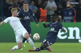 芒果网页版 -赛地聚焦：西甲转会期热度飙升，曼联更衣室发声，质疑声仍在，控场能力受关注的简单介绍