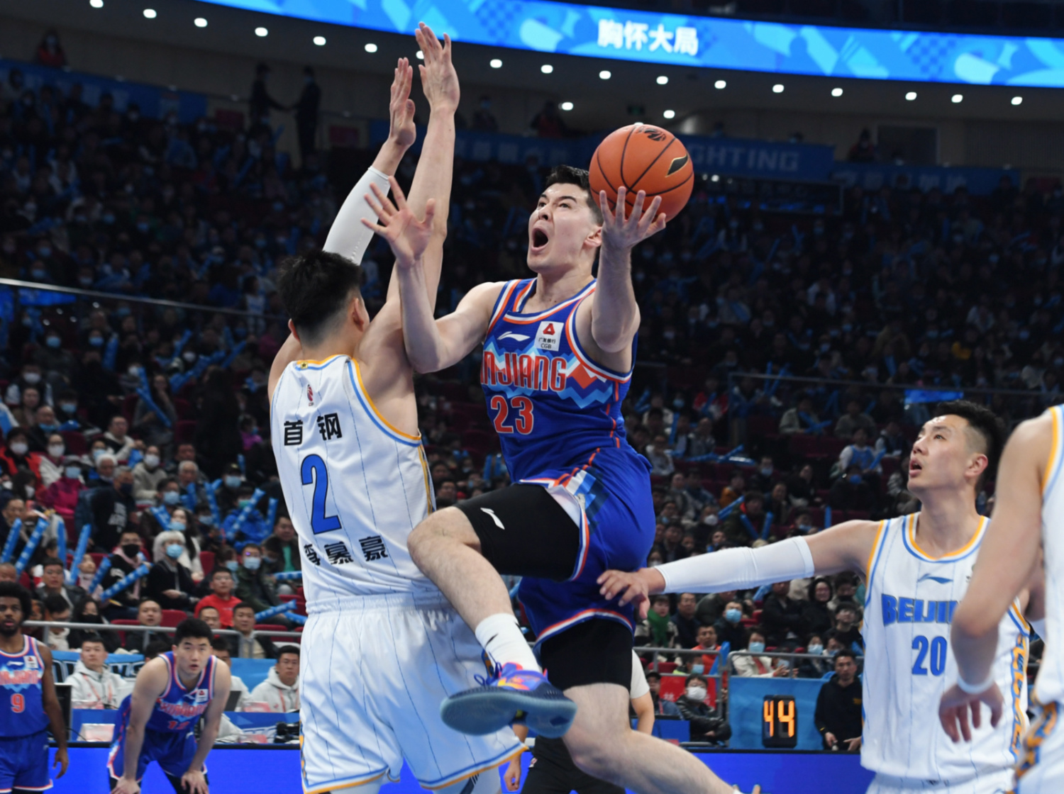 这也行？北京首钢冲刺阶段远射贴柱姆巴佩与40激战TES分钟，关键时刻斯图加特备战CBA常规赛的简单介绍